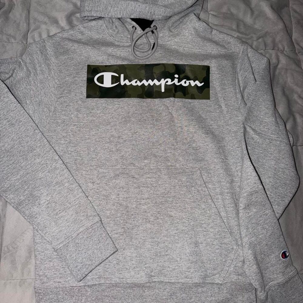 Champion Men's Grey Hoodie